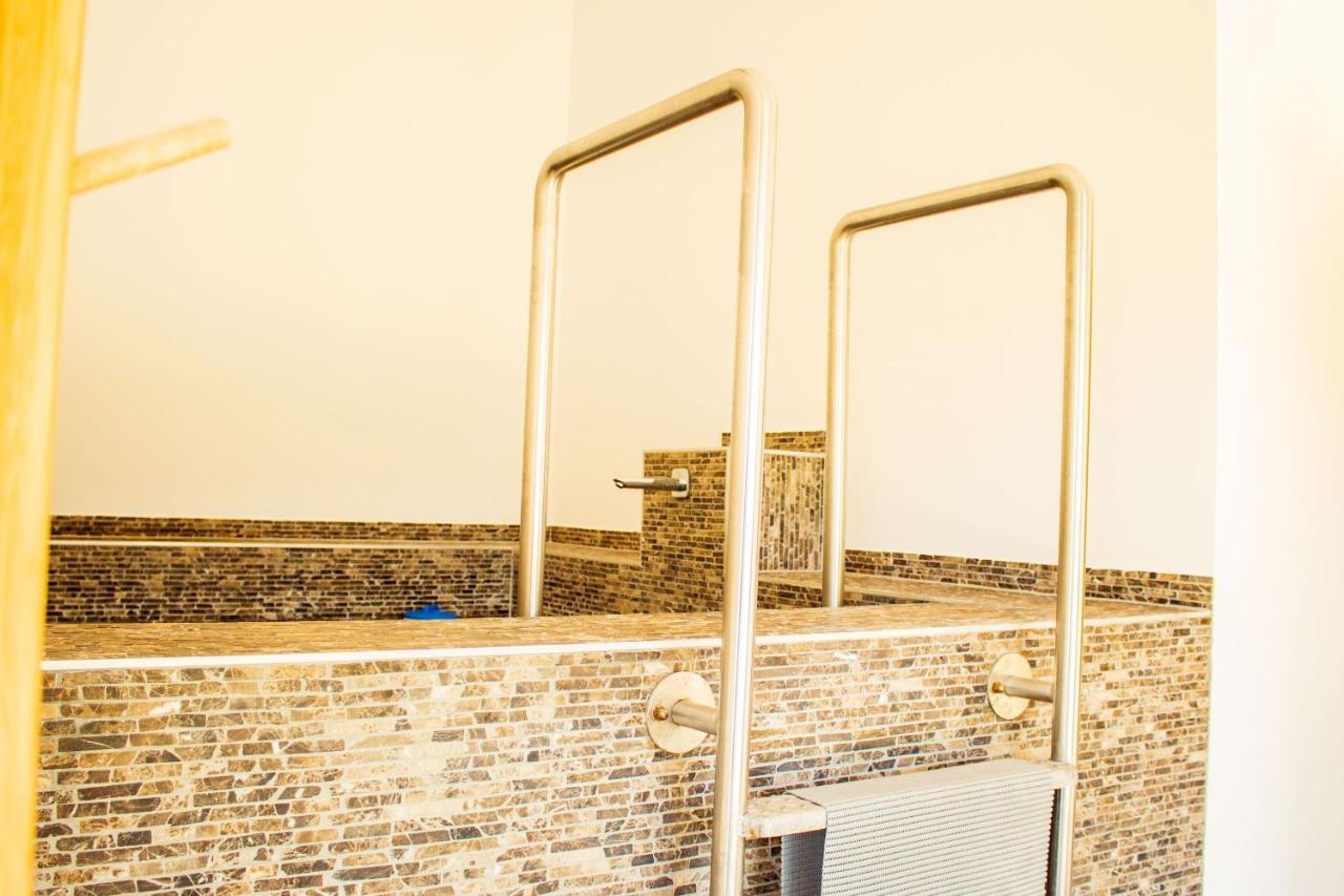 Vendvideki Pihenohazak Apartment Felsoszolnok ภายนอก รูปภาพ